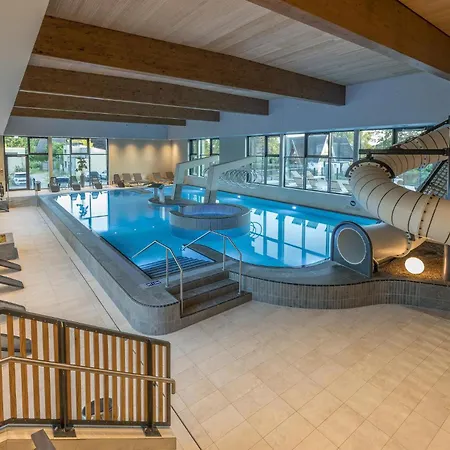 Stunning In Lembruch-duemmer With Sauna